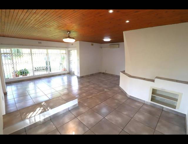 3 BEDROOM PROPERTY TO RENT IN FONTAINEBLEAU